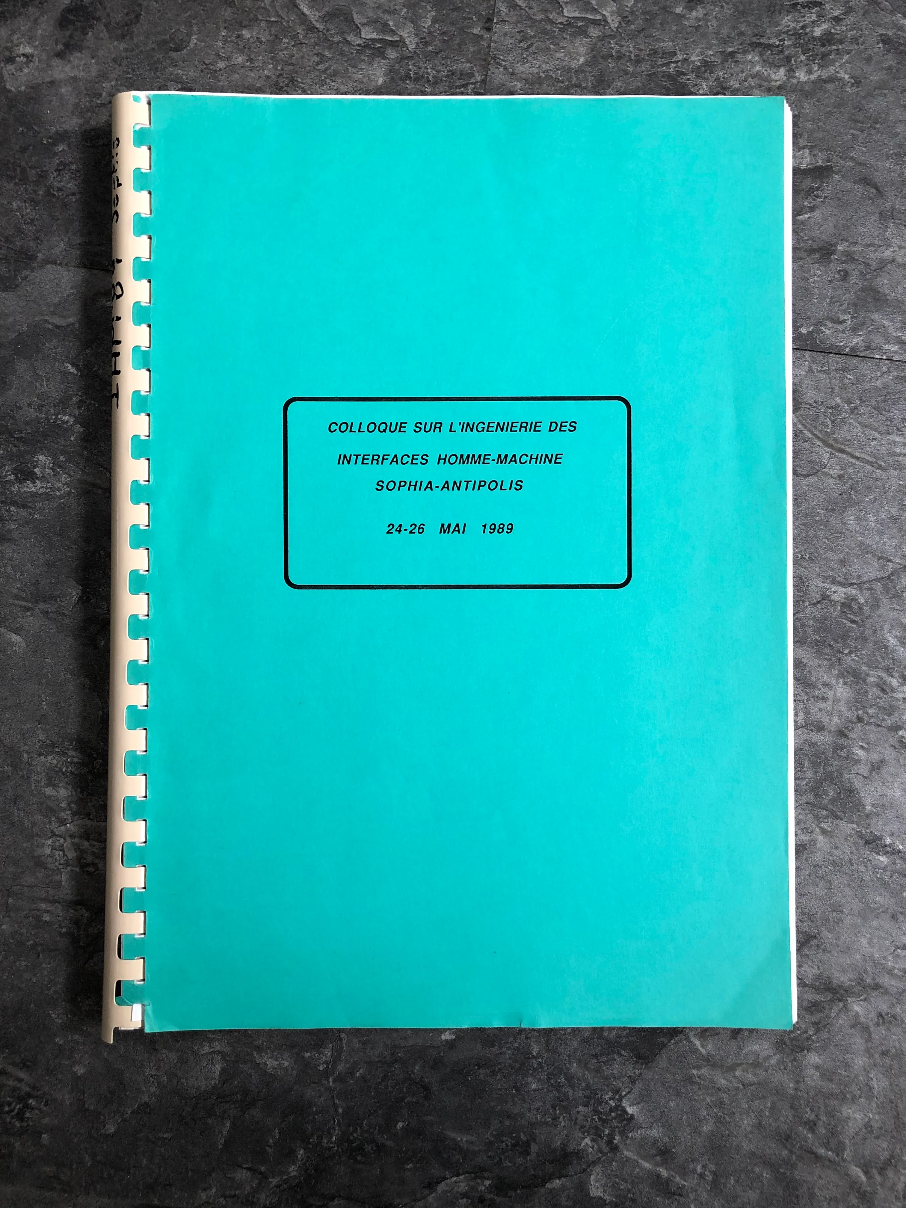Couverture des actes du colloque sur l’ingénierie des interfaces homme-machine, Sophia-Antipolis, 24-26 mai 1989